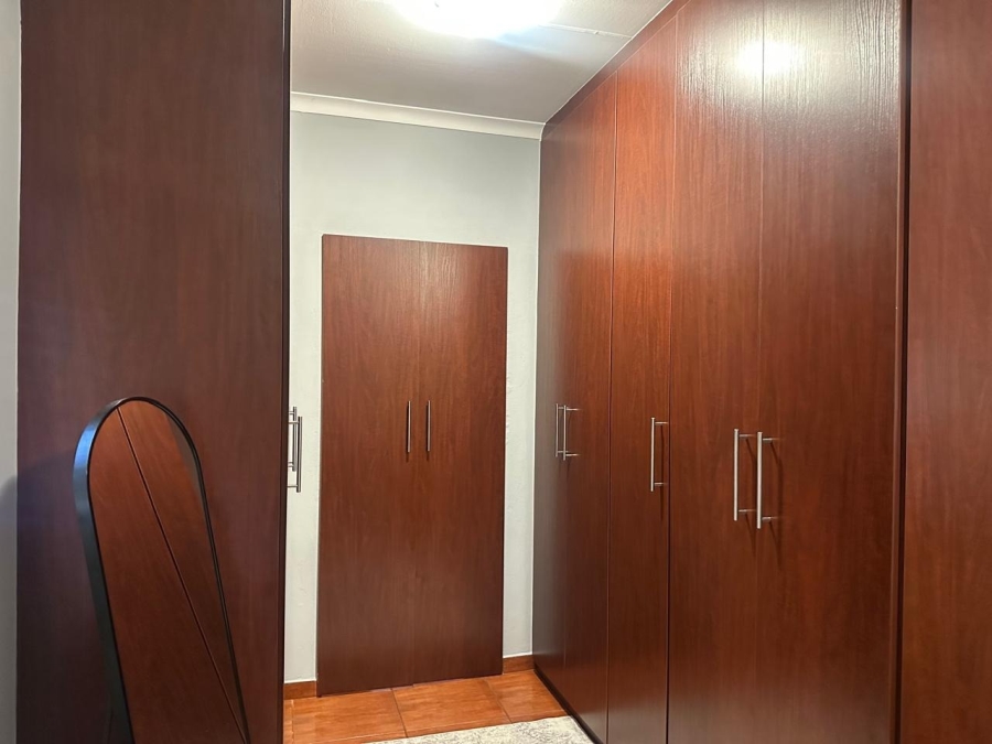 4 Bedroom Property for Sale in Waterkloof A H North West